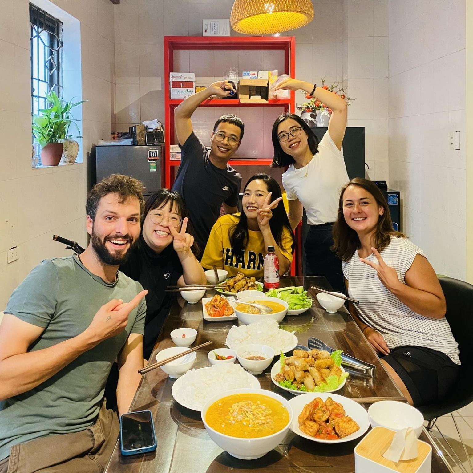 Pia Homestay - Tours & Motobike Rental 까오방 외부 사진