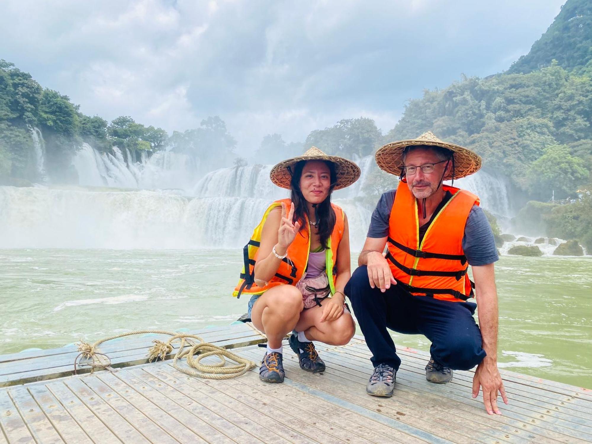 Pia Homestay - Tours & Motobike Rental 까오방 외부 사진