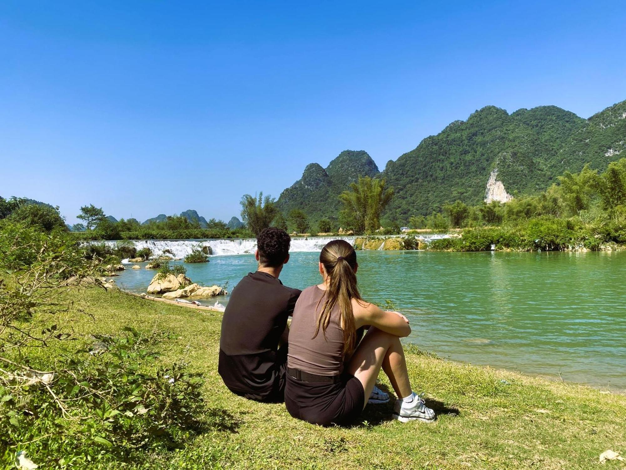 Pia Homestay - Tours & Motobike Rental 까오방 외부 사진