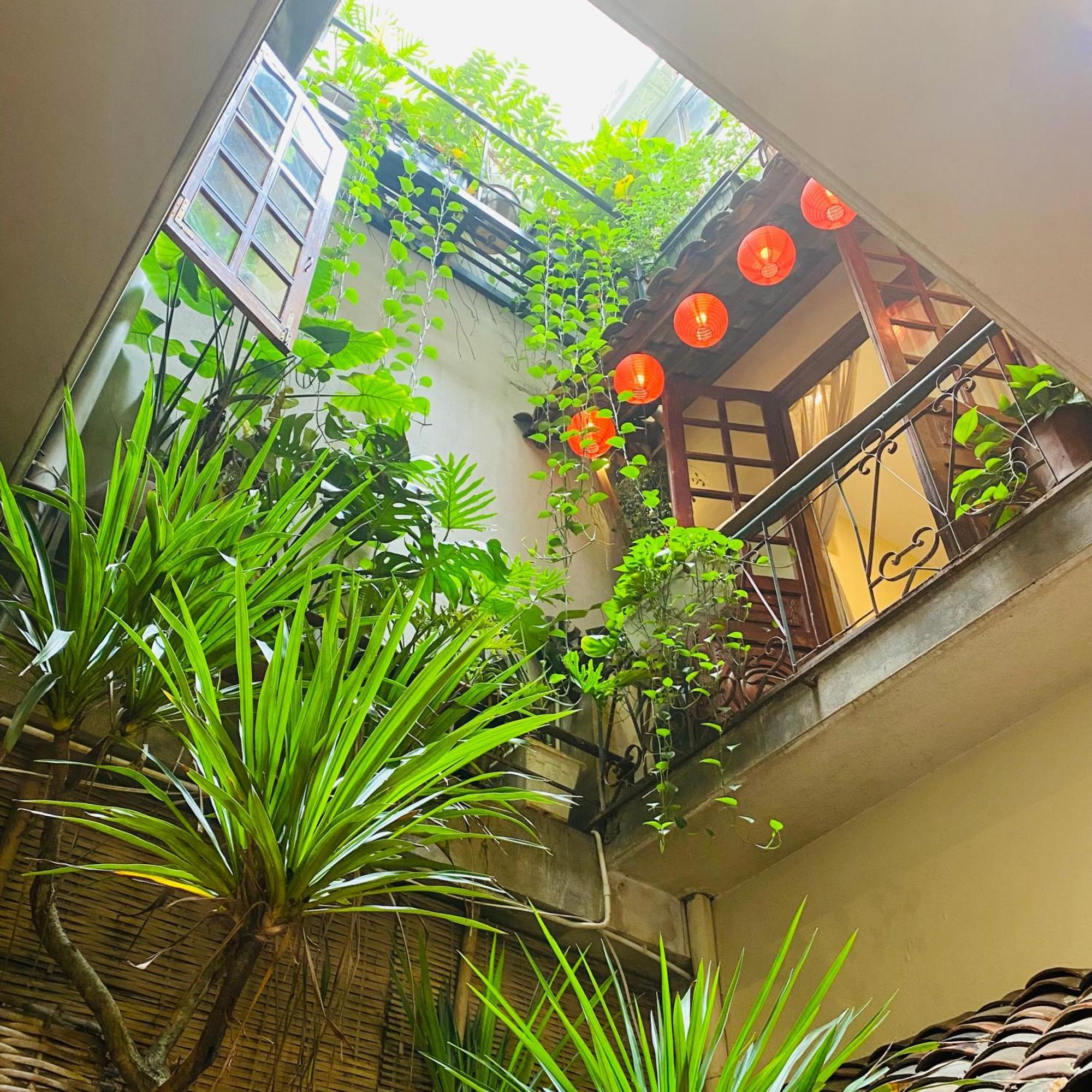 Pia Homestay - Tours & Motobike Rental 까오방 외부 사진